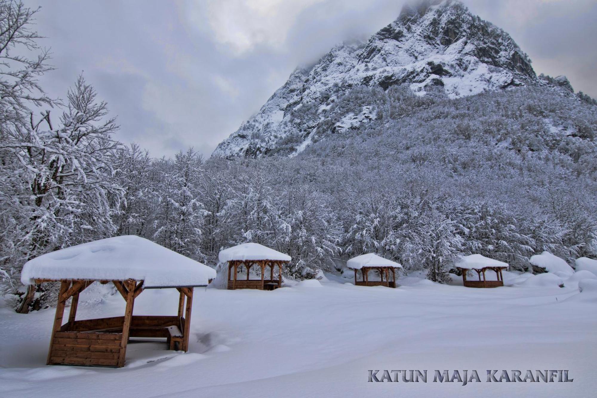 Bungalows Katun Maja Karanfil Gusinje Zewnętrze zdjęcie